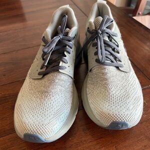 Salomon Running Shoes